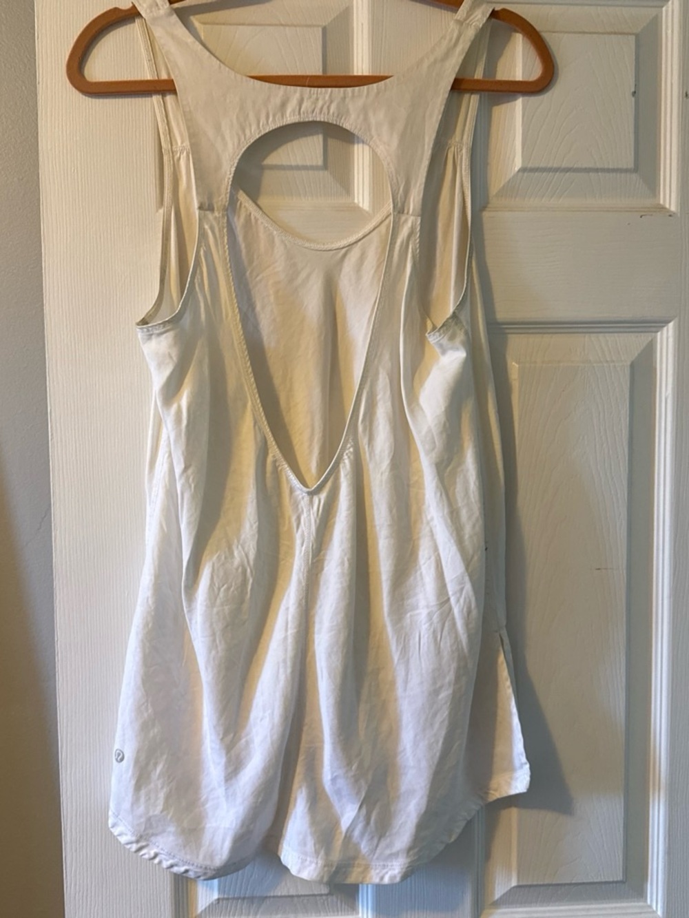 lululemon athletica White open back Tank-buttery material